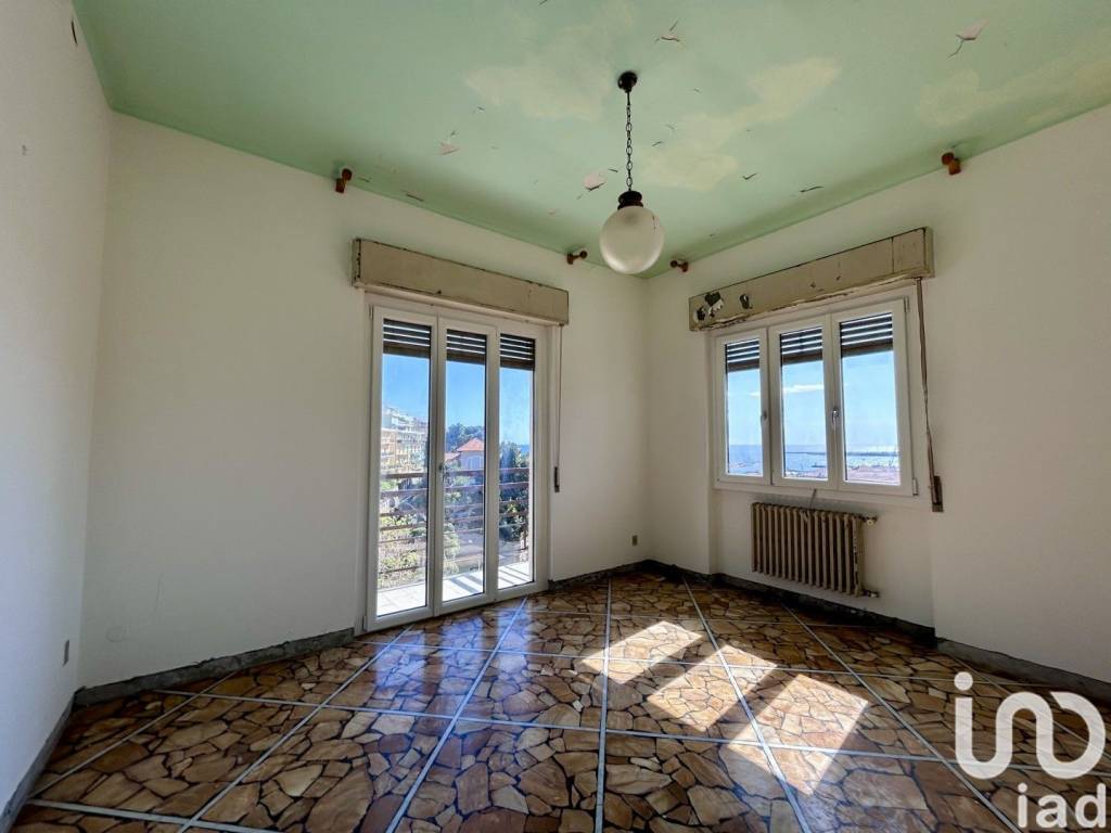 Appartamento a Imperia in Via diano calderina, 23 - Foto 3