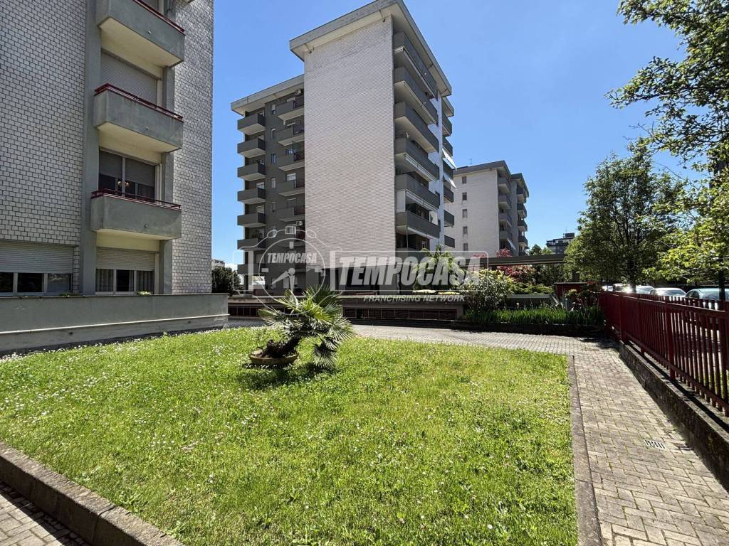 Appartamento a Casale monferrato in Via Papa Giovanni XXIII - Foto 3