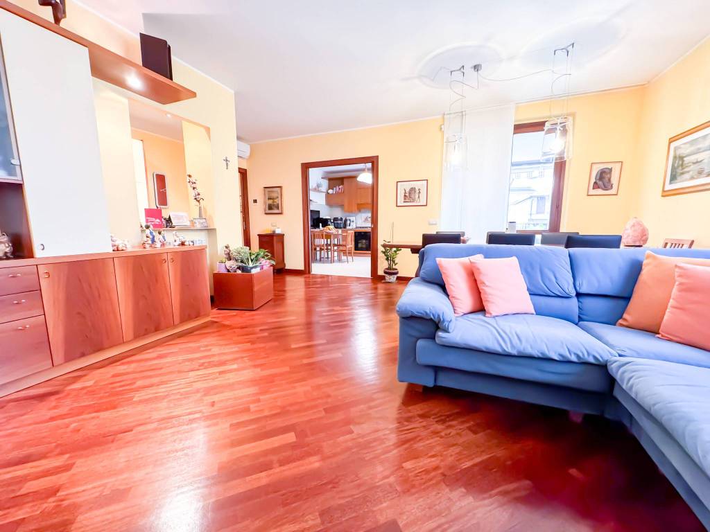 Appartamento a Busto arsizio in Viale Luigi Pirandello, 33 - Foto 3