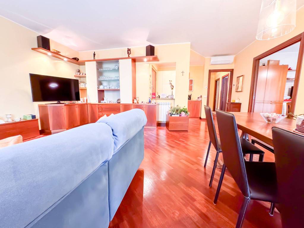 Appartamento a Busto arsizio in Viale Luigi Pirandello, 33 - Foto 5