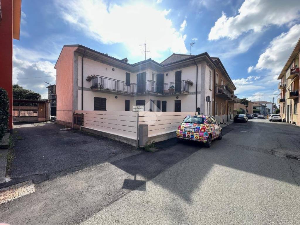Casa indipendente a Voghera in Strada Mezzana, 46 - Foto 3