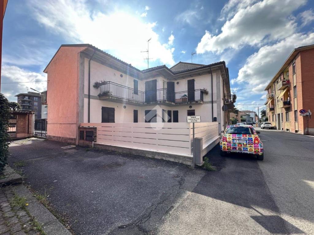 Casa indipendente a Voghera in Strada Mezzana, 46 - Foto 5