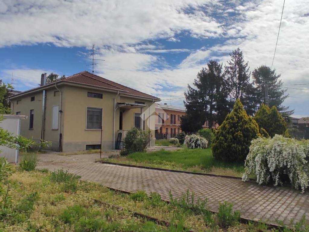 Casa indipendente a Lonate pozzolo in Via 24 Maggio, 9 - Foto 5