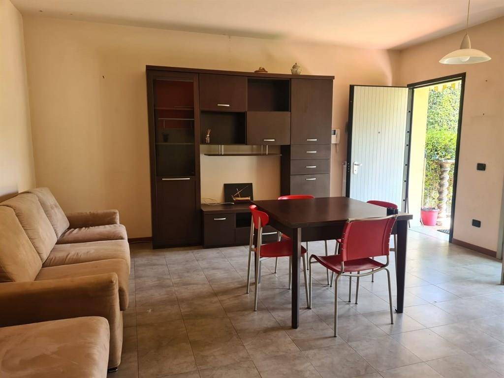Appartamento a Tradate in Via Manzoni - Foto 4