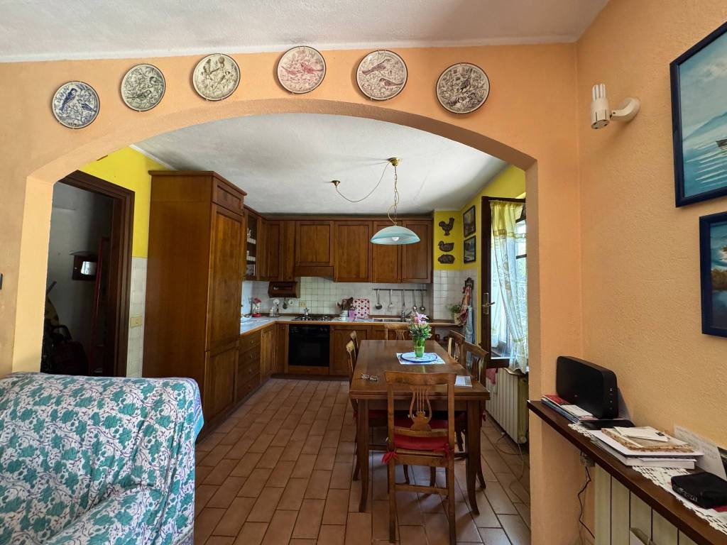 Casa indipendente a Gavirate in Via al Lago - Foto 5
