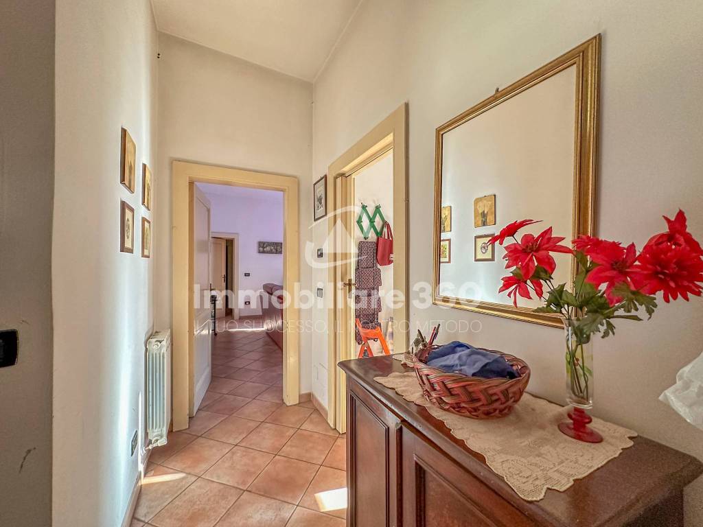 Appartamento a Cosenza in Via Pasquale Galluppi, 5 - Foto 2