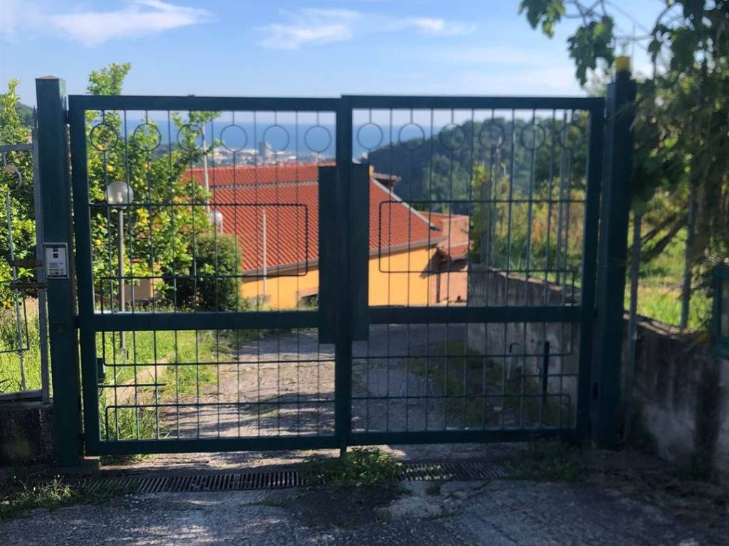 Villa a Salerno in Via San Bartolomeo, 26 - Foto 2