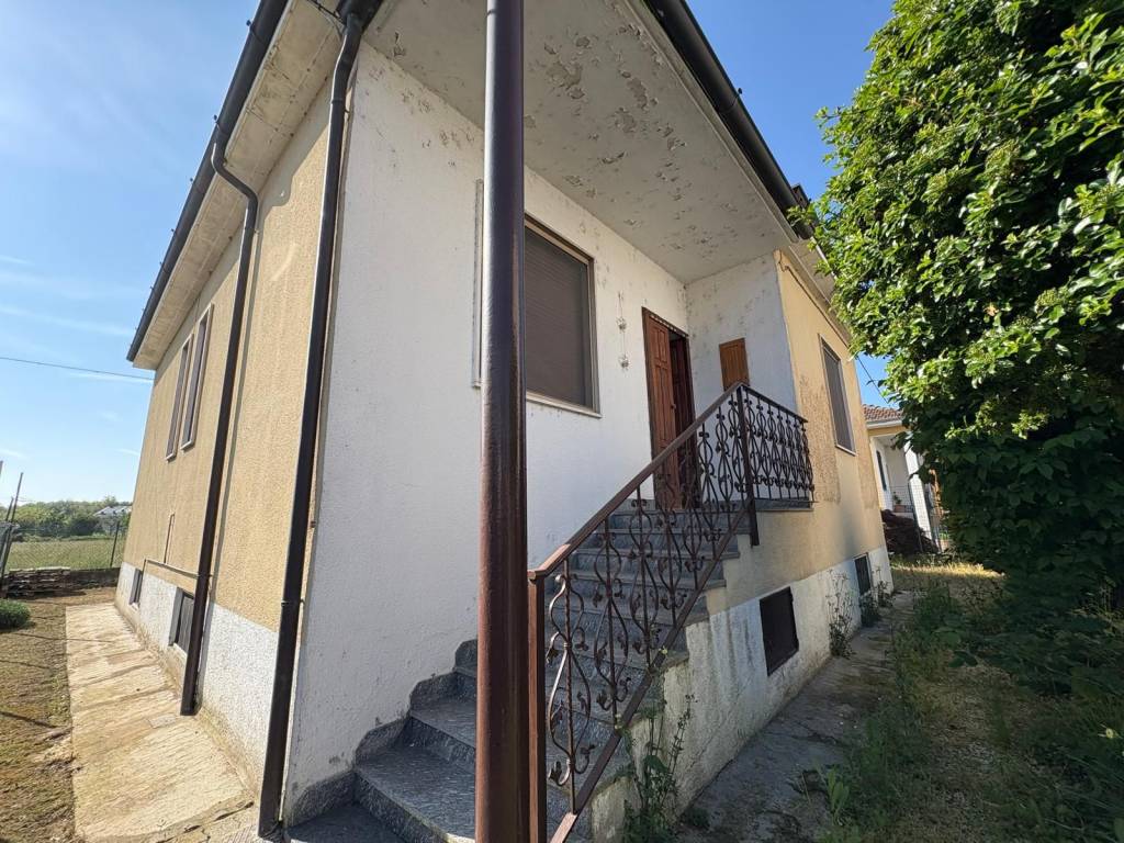 Villa a San genesio ed uniti in Via Lombardia, 16 - Foto 5