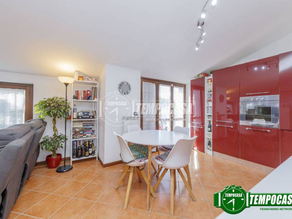 Appartamento a Casorate primo in Via 2 Giugno - Foto 4