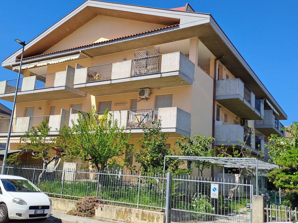 Appartamento a Silvi in Via Jacopo Tintoretto, 67 - Foto 2