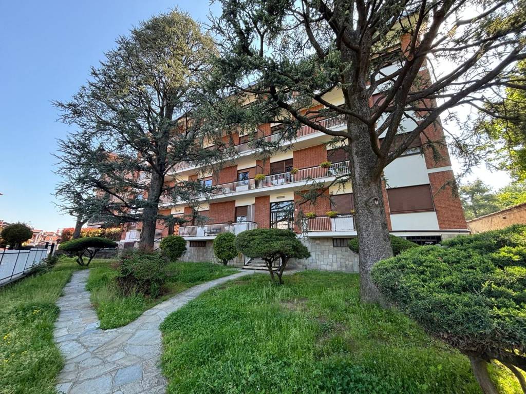 Appartamento a Rivoli in Via Montebello, 15 - Foto 1