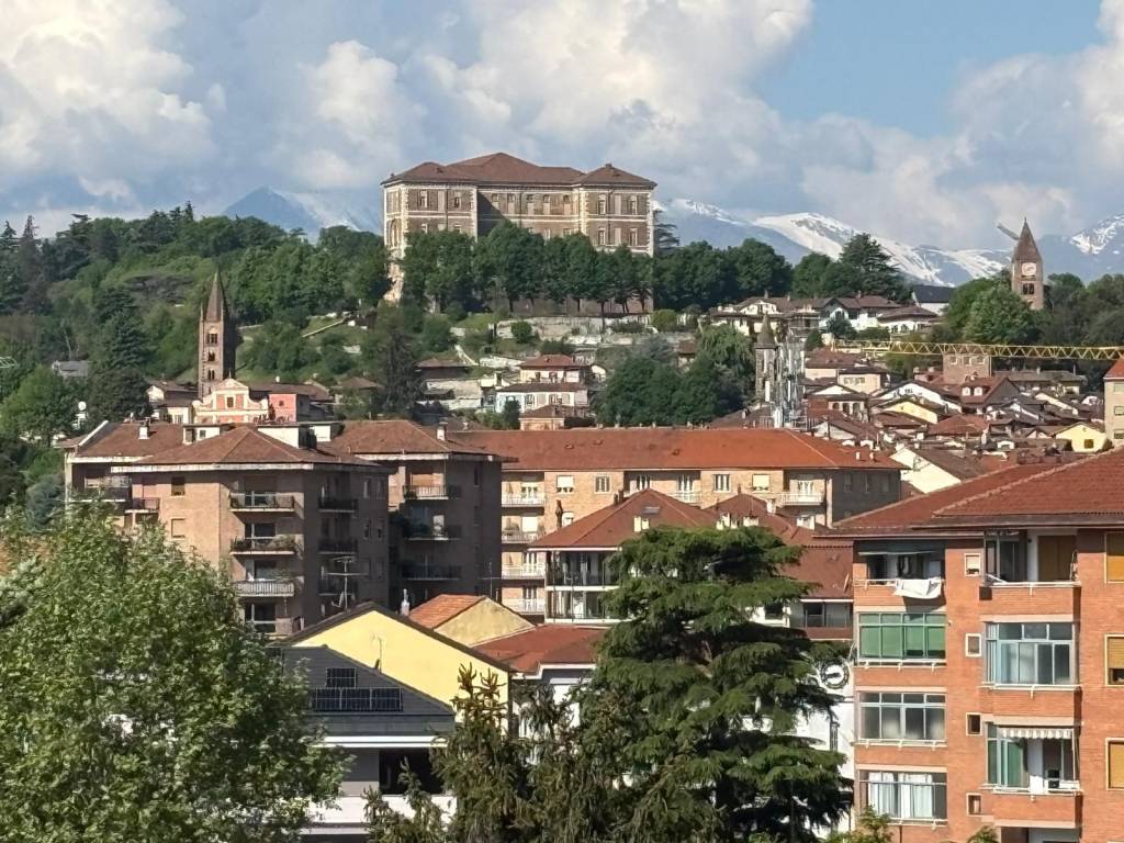 Appartamento a Rivoli in Via Montebello, 15 - Foto 2