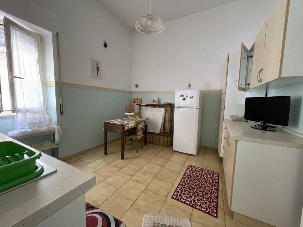 Appartamento a Montescaglioso in Via Michelangelo - Foto 3