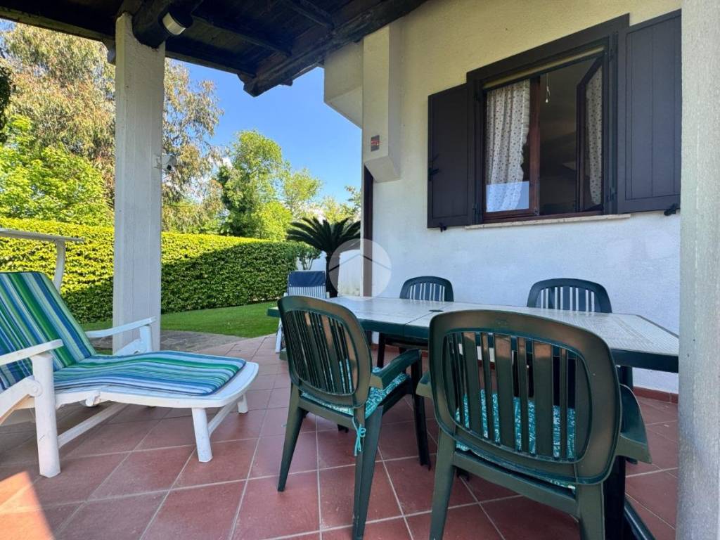 Villa a Sabaudia in Via Delle Farnie, 36 - Foto 3