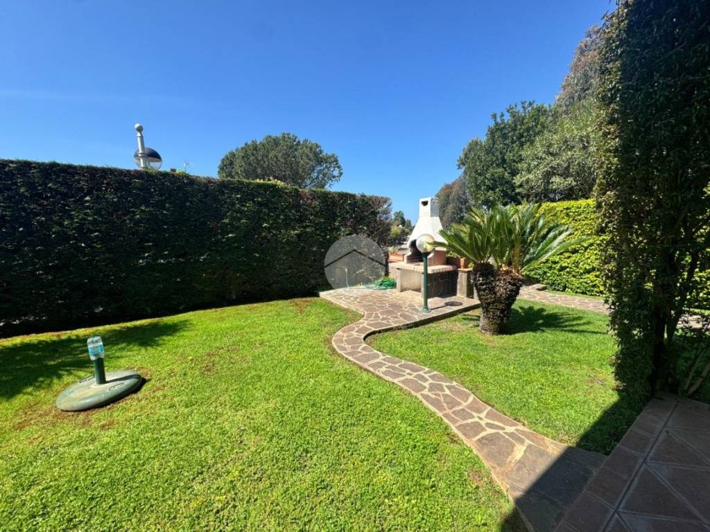 Villa a Sabaudia in Via Delle Farnie, 36 - Foto 4