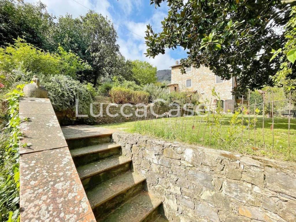 Rustico / casale a Lucca in Via Per Vicopelago - Foto 3