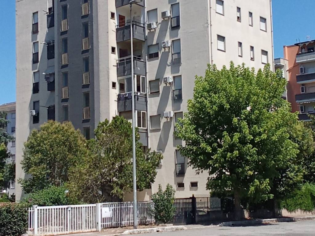 Appartamento a Cosenza in Via Rosario Livatino, 40 - Foto 2