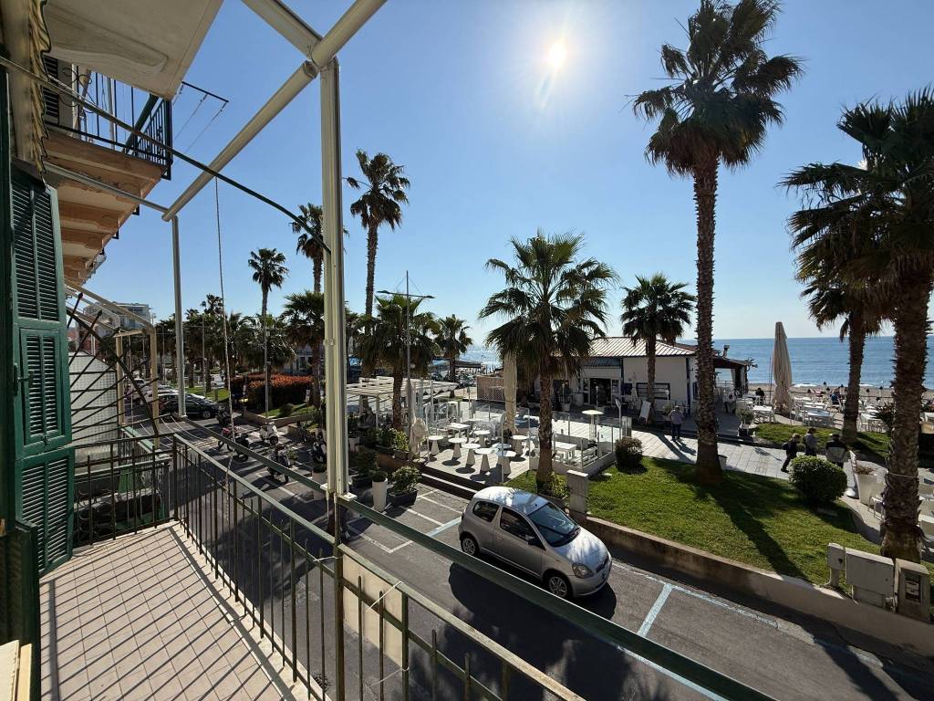 Appartamento a Loano in Via Giuseppe Garibaldi, 39 - Foto 4