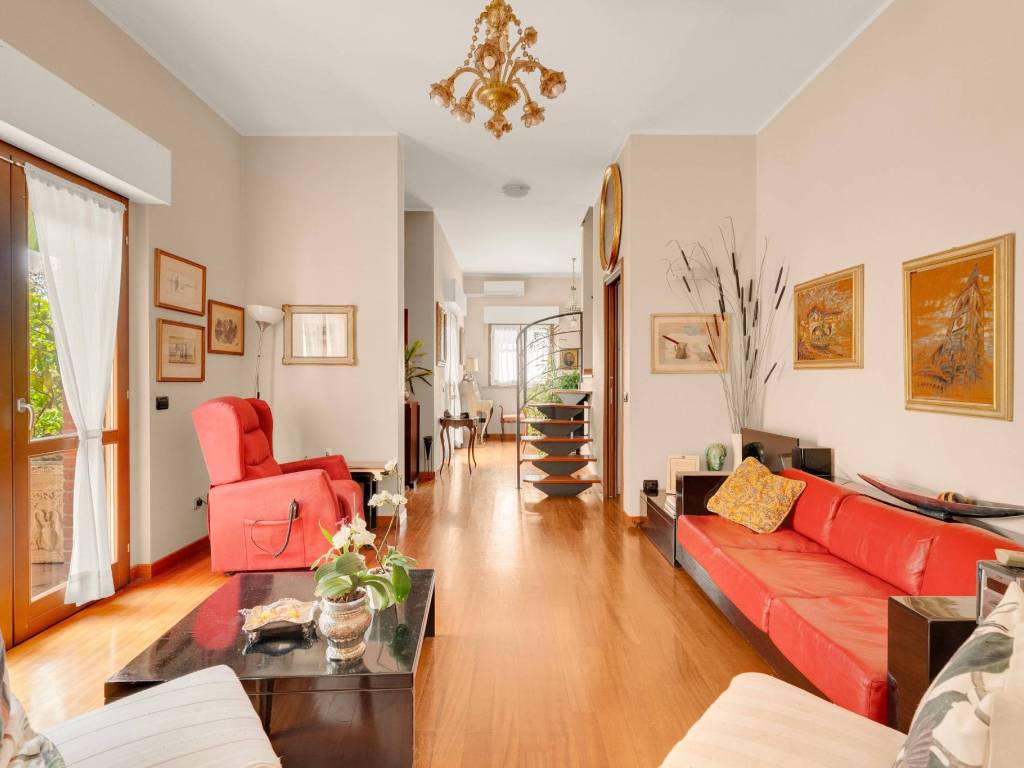 Villa a Busto arsizio in Via Arezzo, 4 - Foto 5