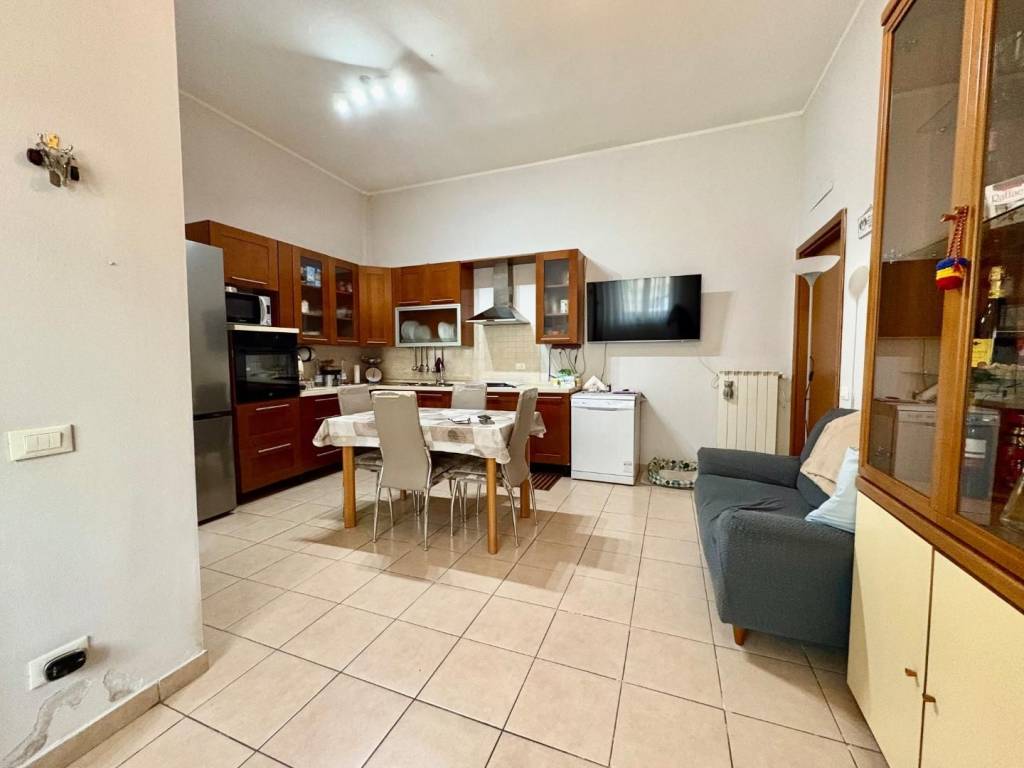 Appartamento a Ponsacco in Via XXV Aprile - Foto 2