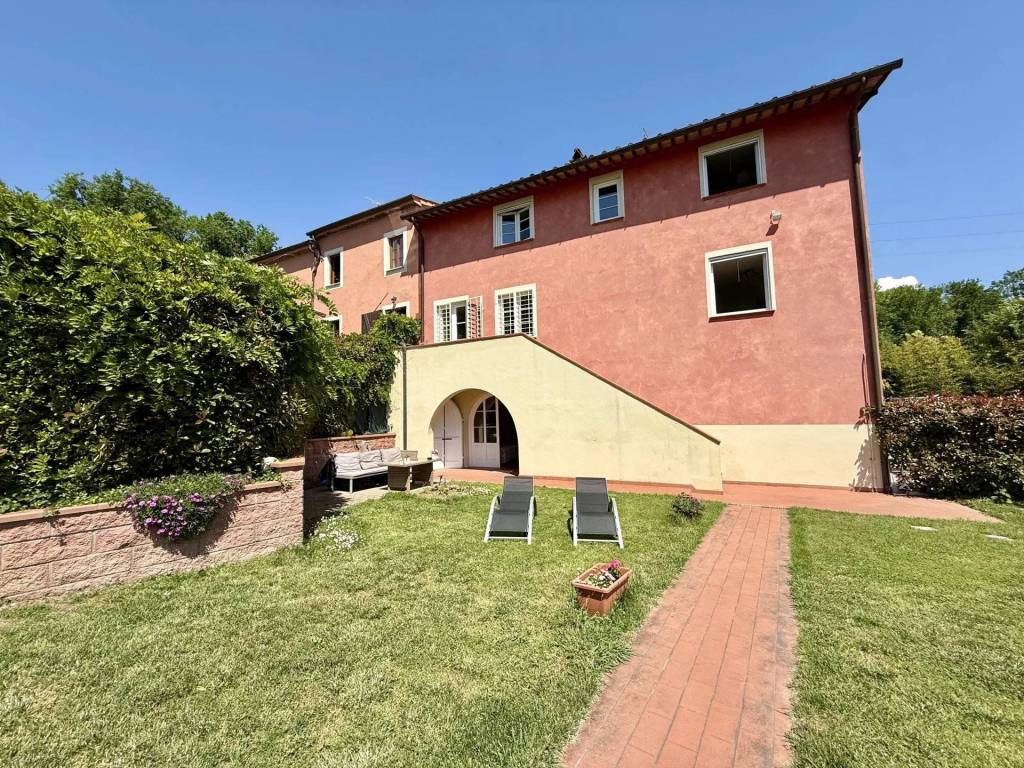 Appartamento a Montecarlo in Via Cercatoia Alta 55015 - Foto 3