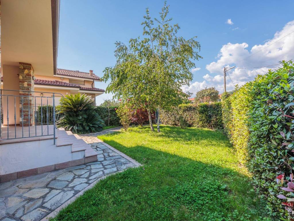Villa a Massarosa in Via Pietra a Padule, 263 - Foto 5
