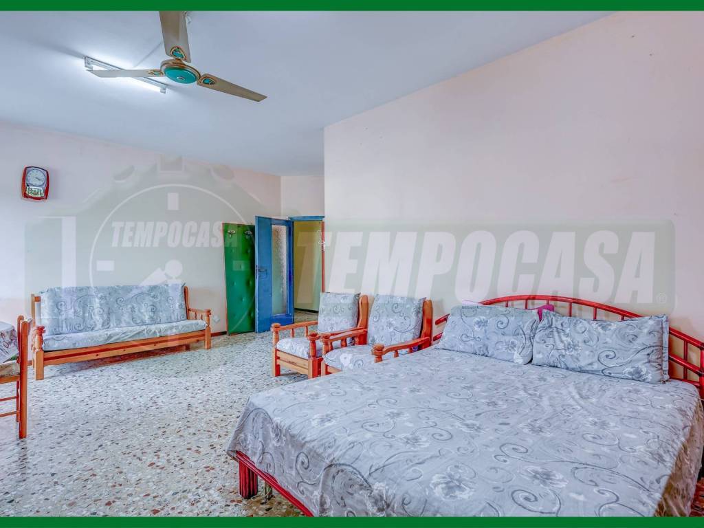 Appartamento a Gallarate in Via Michelangelo Buonarroti - Foto 4