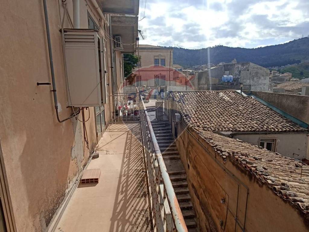 Appartamento a Chiaramonte gulfi in corso umberto, 73 - Foto 3