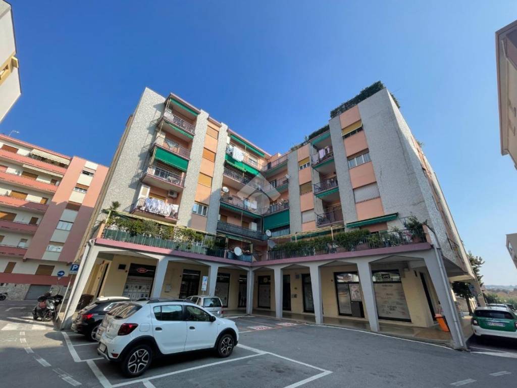 Appartamento a Albissola marina in Piazza lombardia, 6 - Foto 2