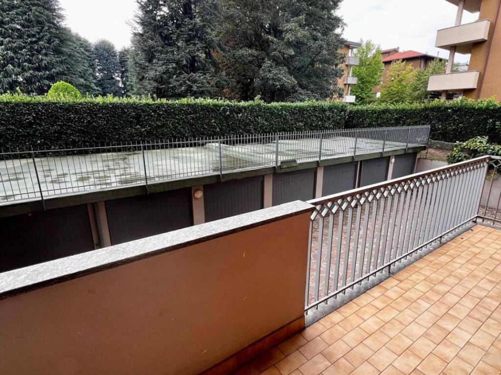Appartamento a Bernareggio in via Alcide De Gasperi, 3 - Foto 4