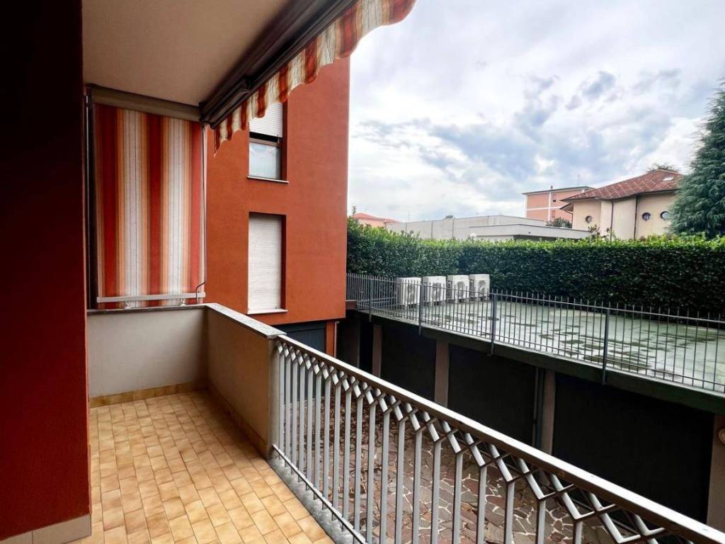 Appartamento a Bernareggio in via Alcide De Gasperi, 3 - Foto 5