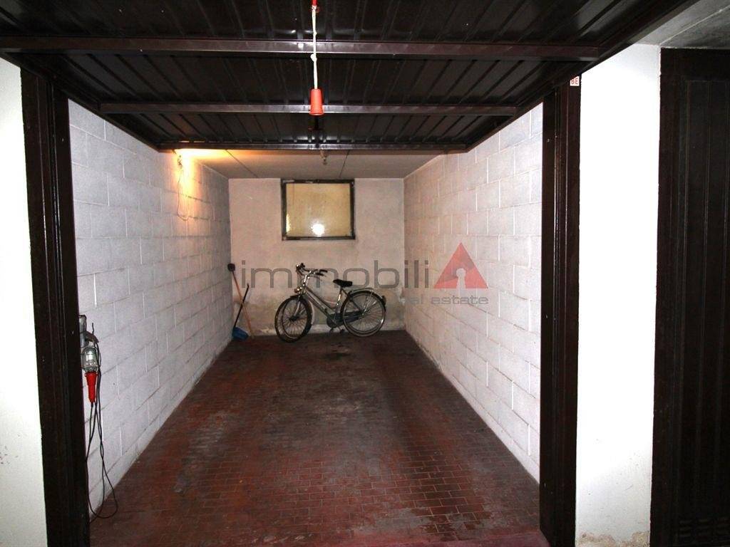 Box / garage a Brugherio in Viale Brianza, 34 - Foto 2