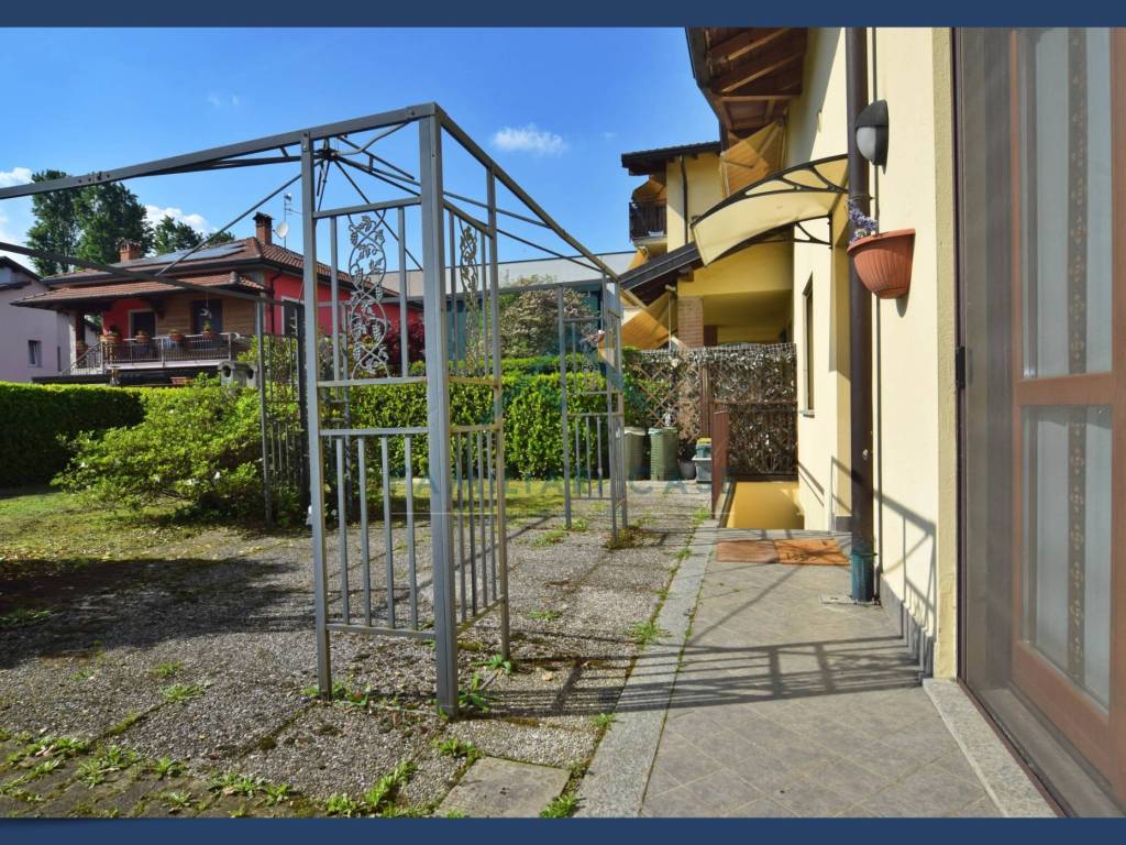 Appartamento a Mornago in via mazzini - Foto 5