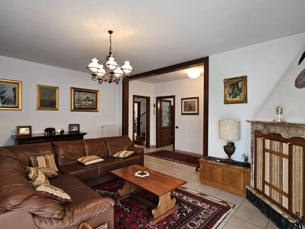 Villa a Caglio in Viale Campoè, 20 - Foto 3