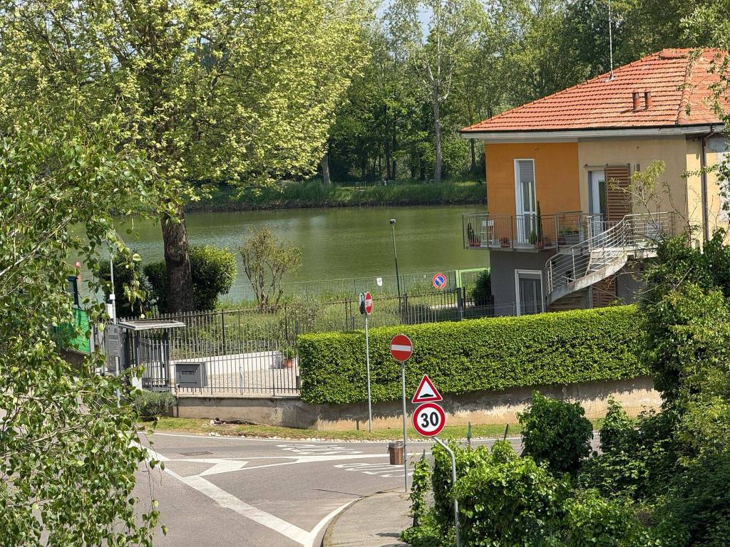 Appartamento a Limbiate in Via Stelvio, 15 - Foto 3