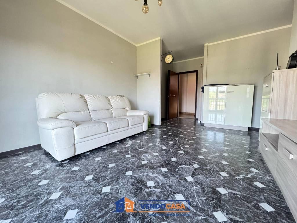Appartamento a Nizza monferrato in Via Alberto Migliardi, 14 - Foto 3