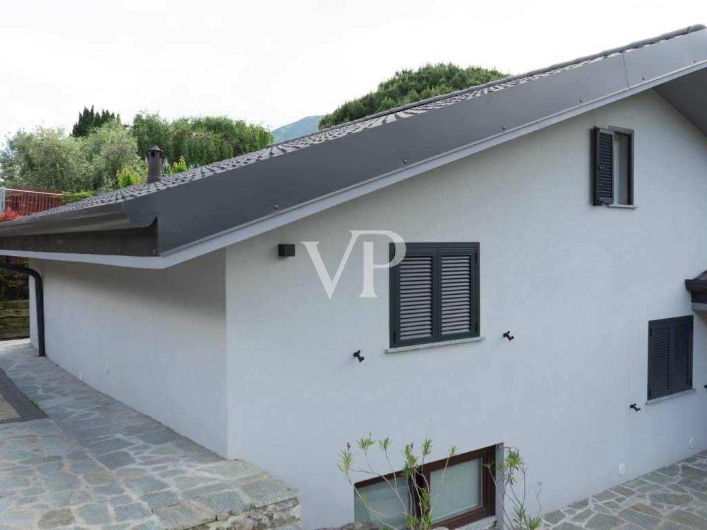 Villa a Colico in Via Abbazia di Piona, 47 - Foto 4