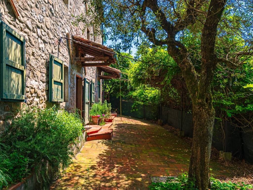 Villa a Marliana in Via Vico - Foto 3