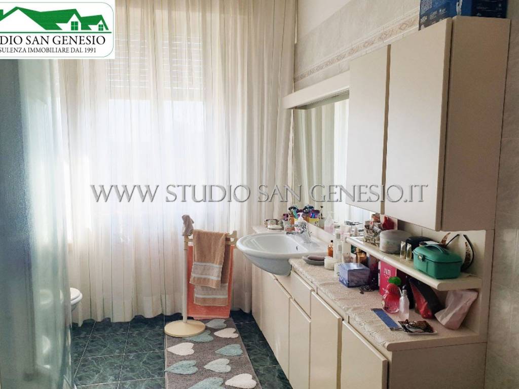 Villa a San genesio ed uniti in Via Riviera - Foto 2