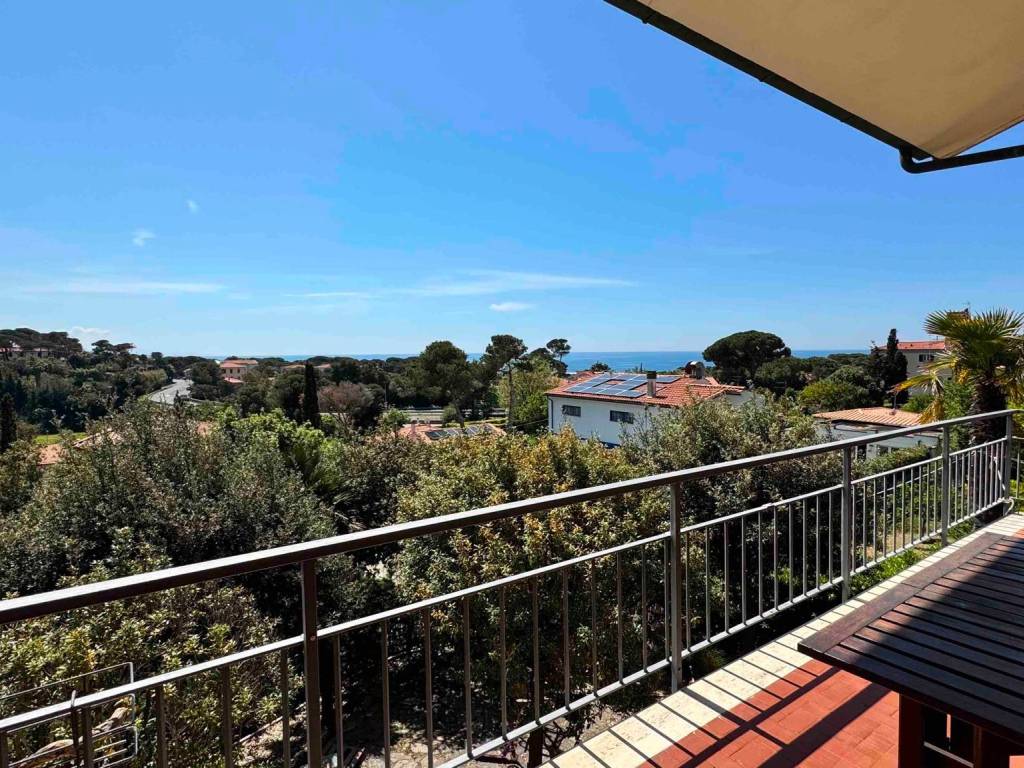 Villa a Livorno in Via del Rosmarino - Foto 2