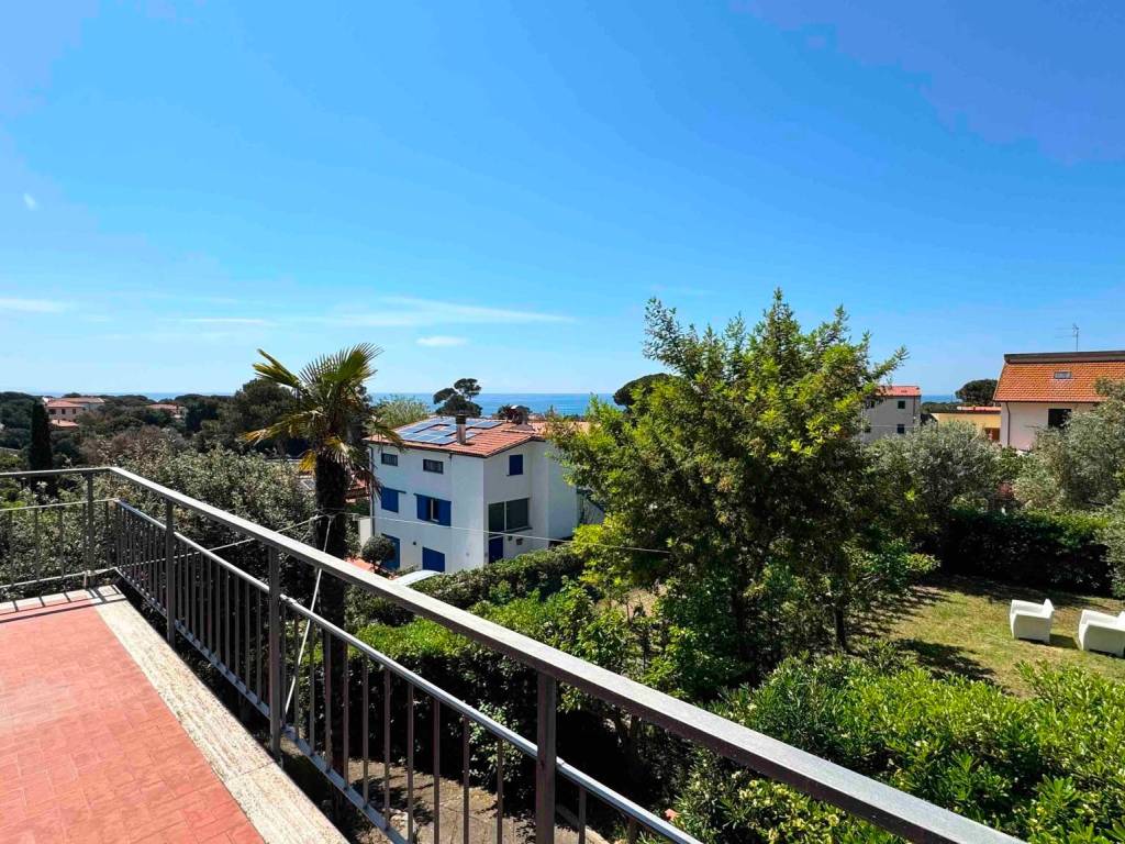 Villa a Livorno in Via del Rosmarino - Foto 4