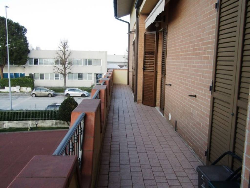 Villa a Jesi - Foto 3