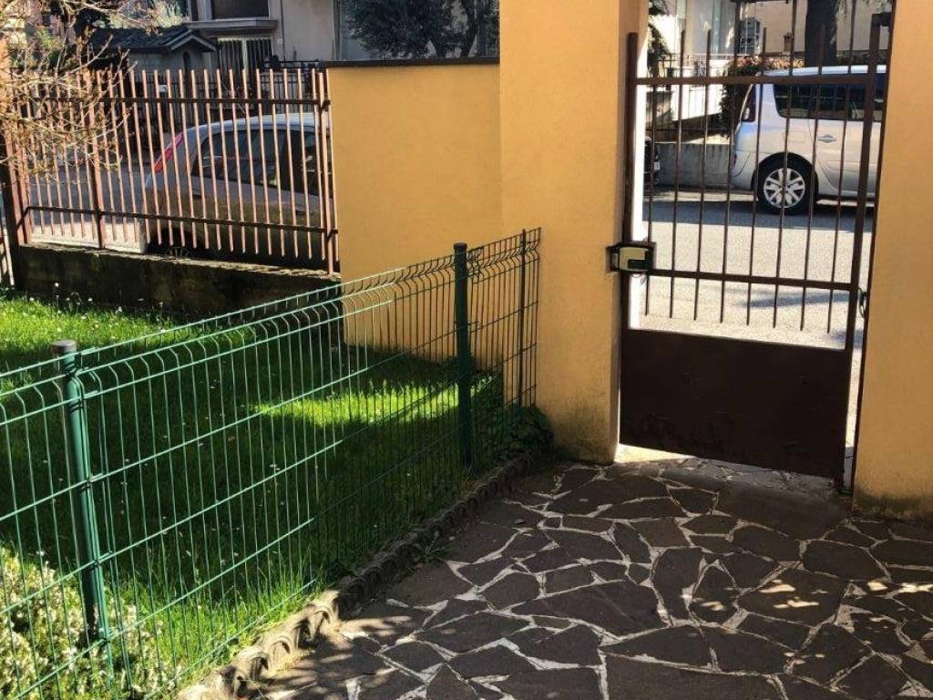 Appartamento a Macherio in Via Giuseppe Di Vittorio, 4 - Foto 2