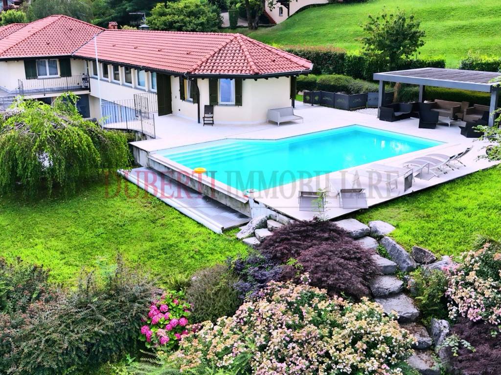 Villa a Varese in Via per Bodio - Foto 2