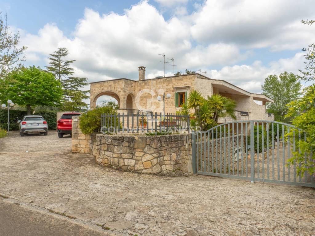 Villa a Fasano in Viale del Castelluccio, 53 - Foto 3