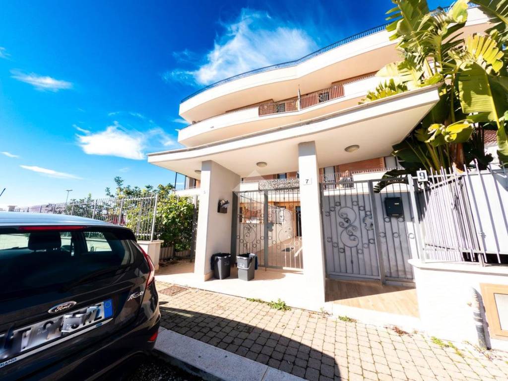 Appartamento a Manfredonia in Via Amerigo Vespucci, 7 - Foto 3