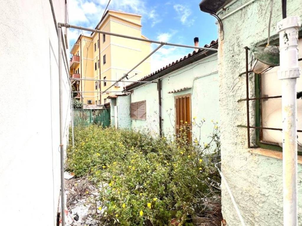 Casa indipendente a Porto torres in Largo Pascoli, 5 - Foto 2