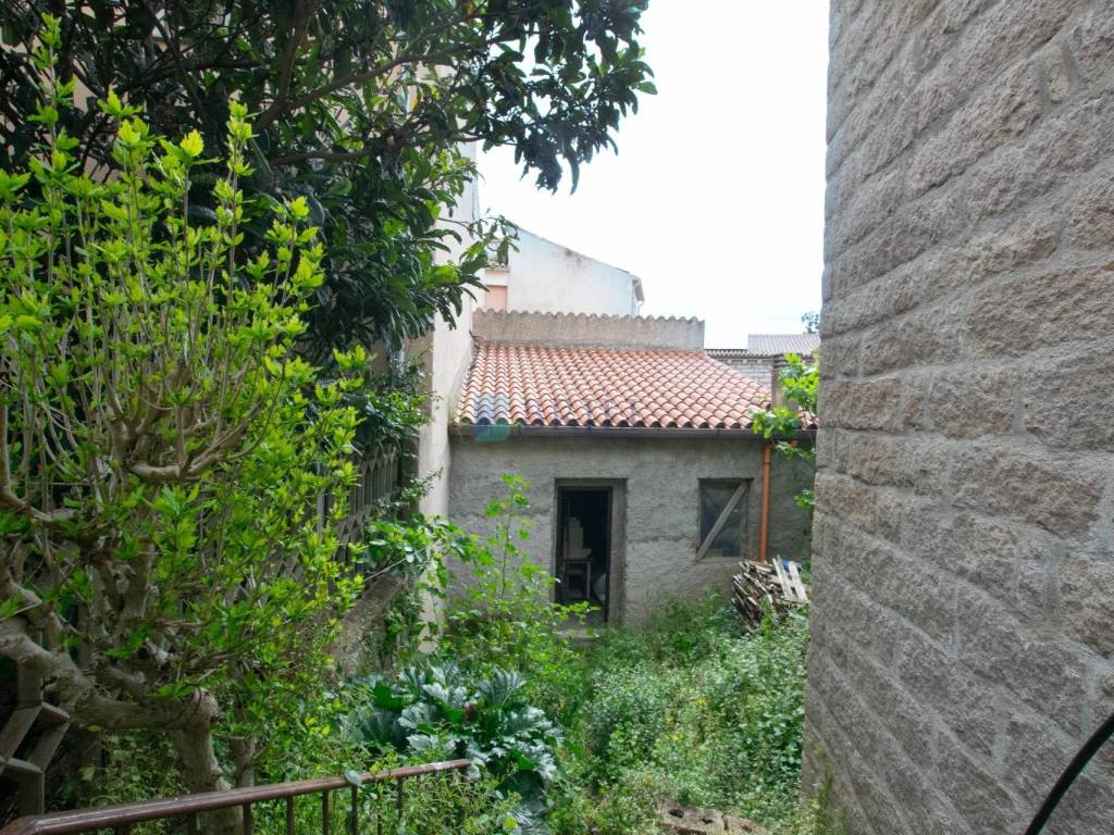 Casa indipendente a Luras in Via Municipio - Foto 4