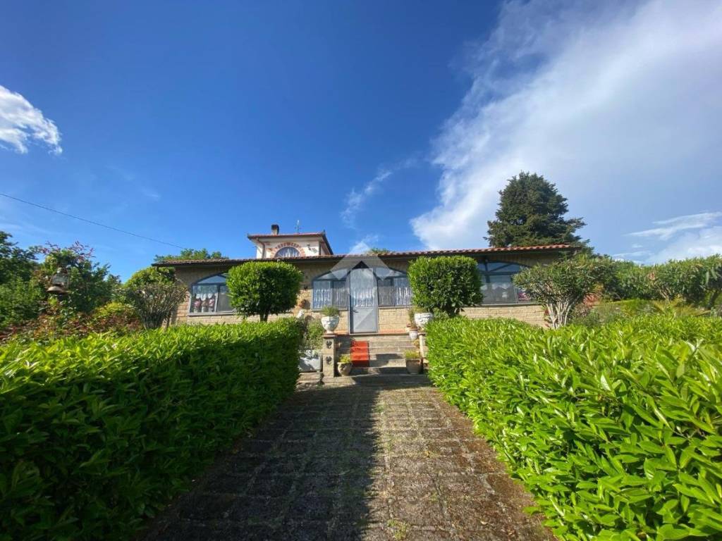 Villa a Fabrica di roma in LOCALITA' GRICCIANO - Foto 4