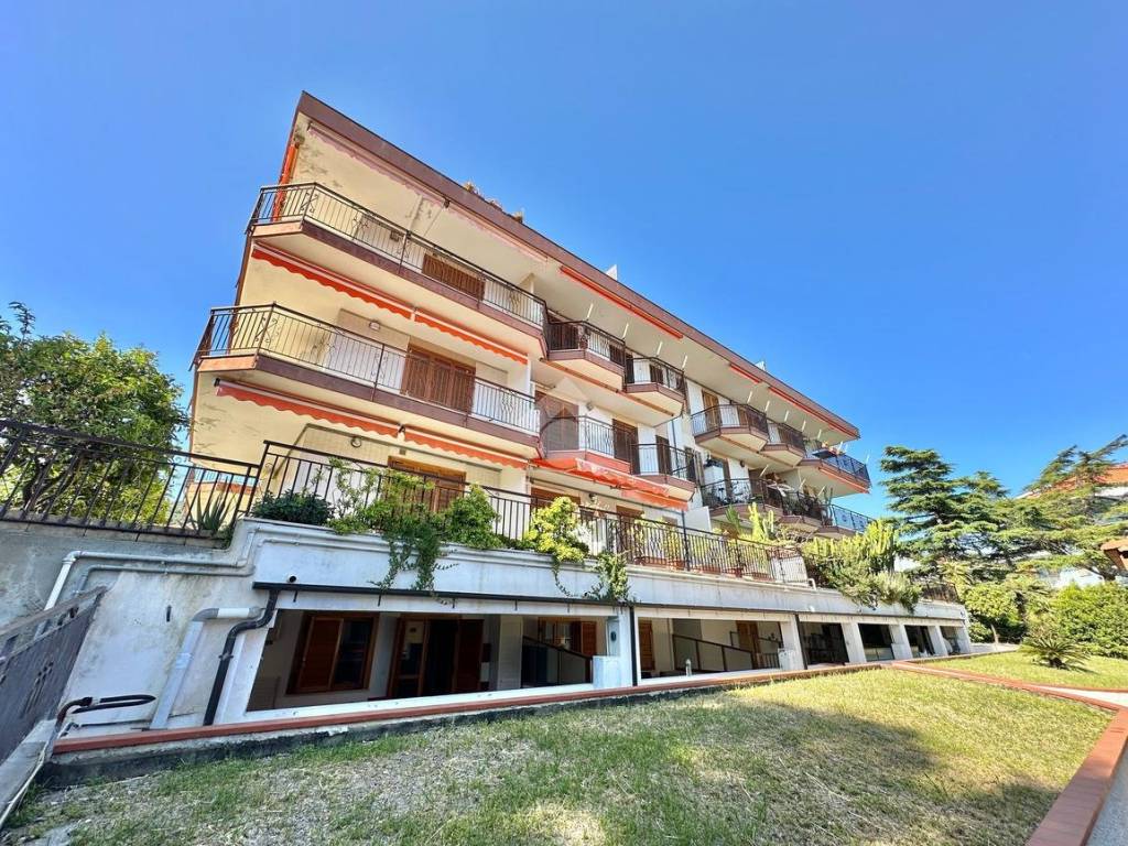 Appartamento a Costarainera in Via piani paorelli, 21 - Foto 2